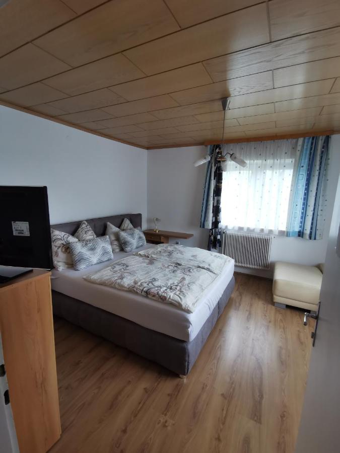 Ferienwohnung Solebad Гмюнд Екстериор снимка