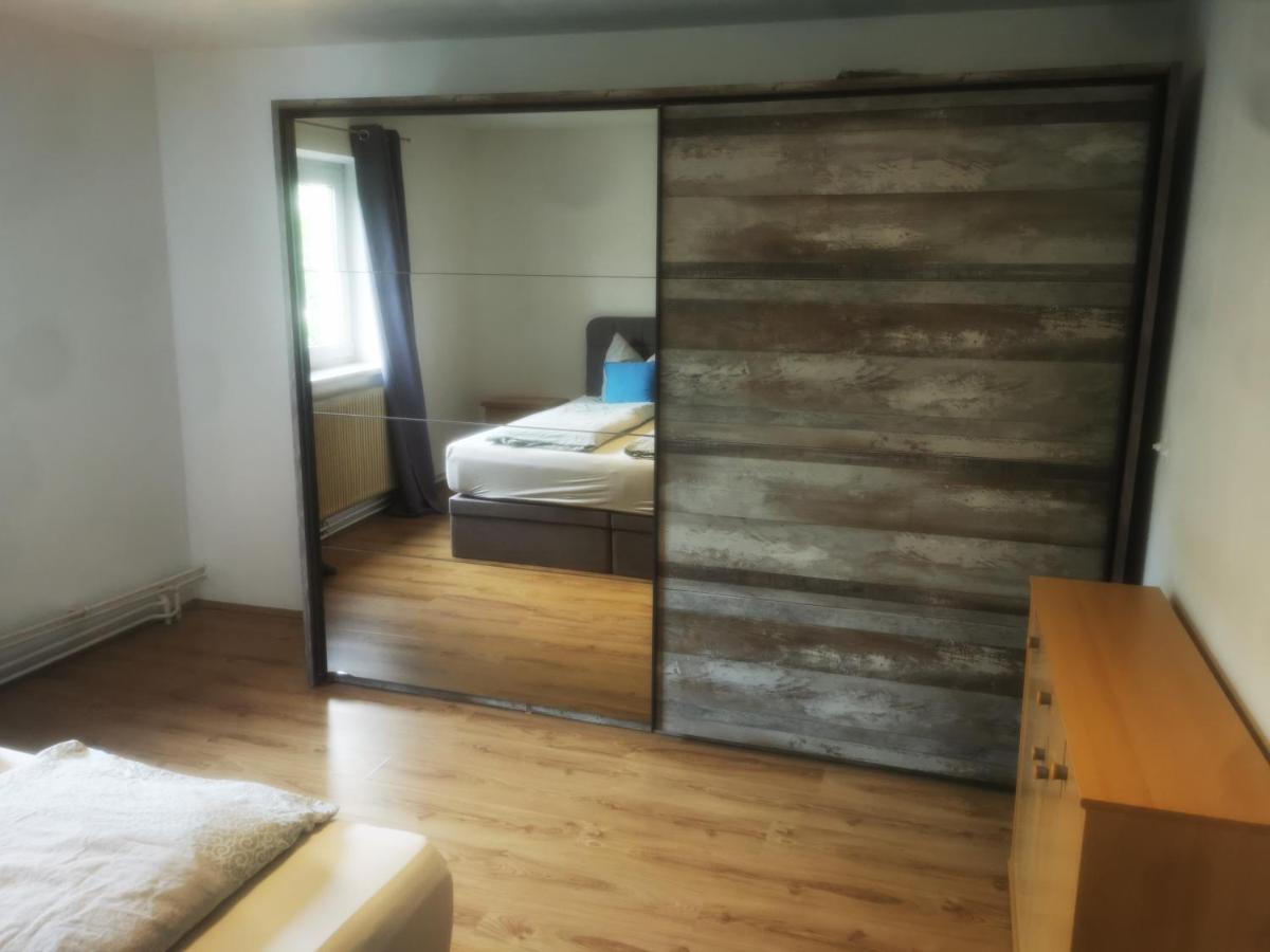 Ferienwohnung Solebad Гмюнд Екстериор снимка